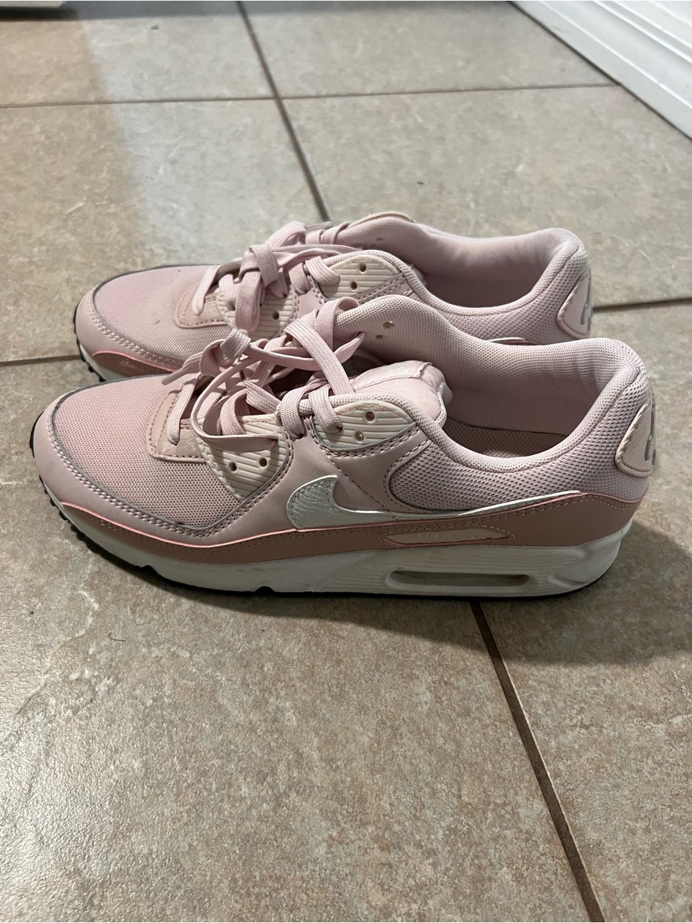 Nike Air Max 90 Women’s Size 10 Pink White Sneakers DH8010-600
